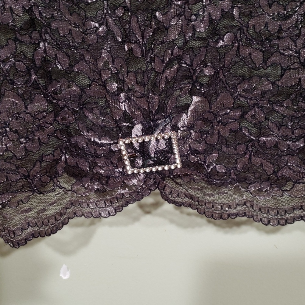 Beautiful Variations blouse - Picture 2 of 5